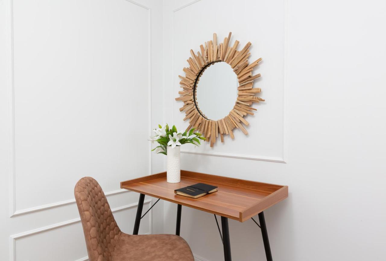 Metro Marymont Apartment By Noclegi Renters ワルシャワ エクステリア 写真