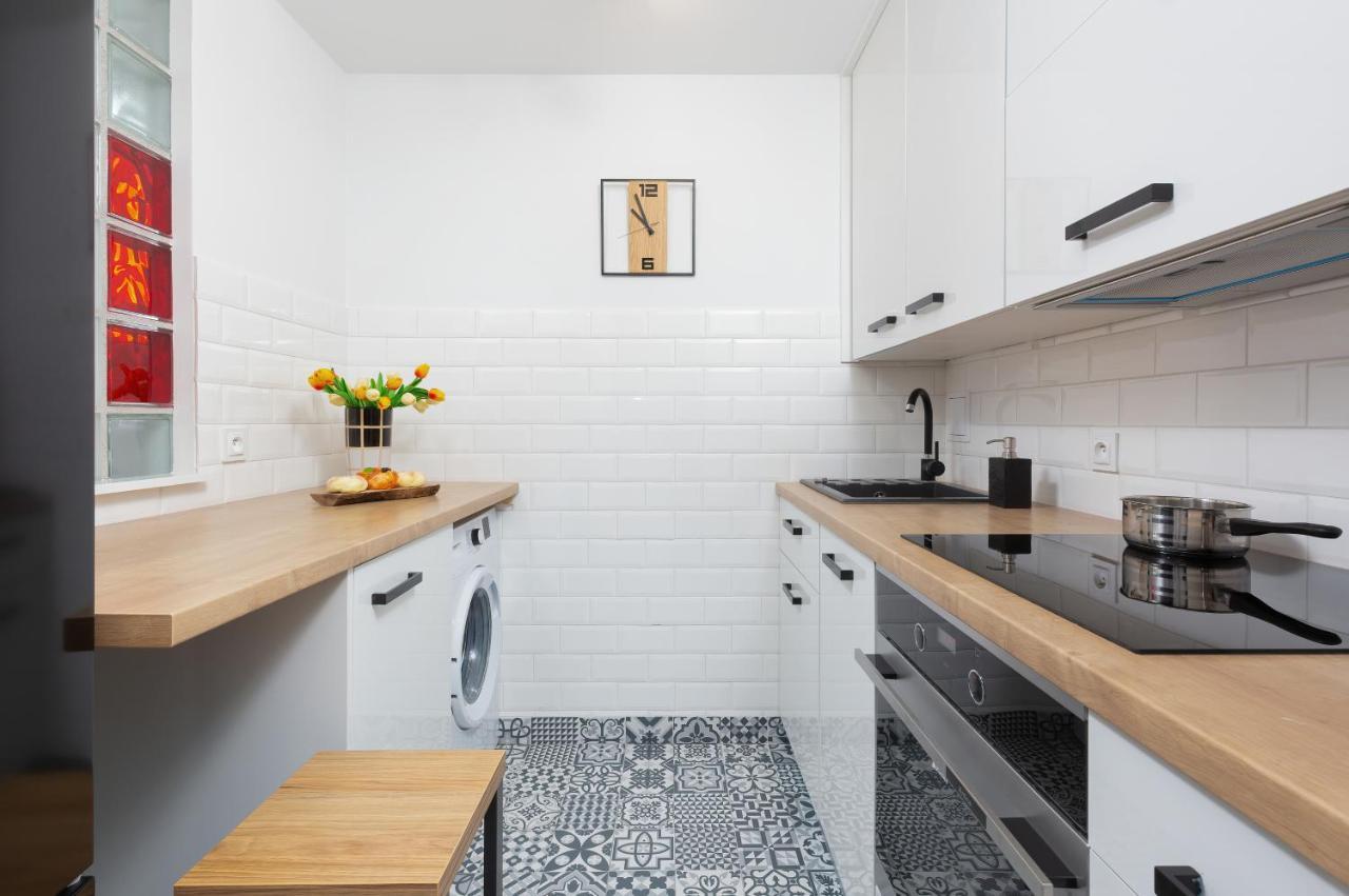 Metro Marymont Apartment By Noclegi Renters ワルシャワ エクステリア 写真